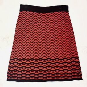 M Missoni Skirt Knee-Length Knit Wave Size 6